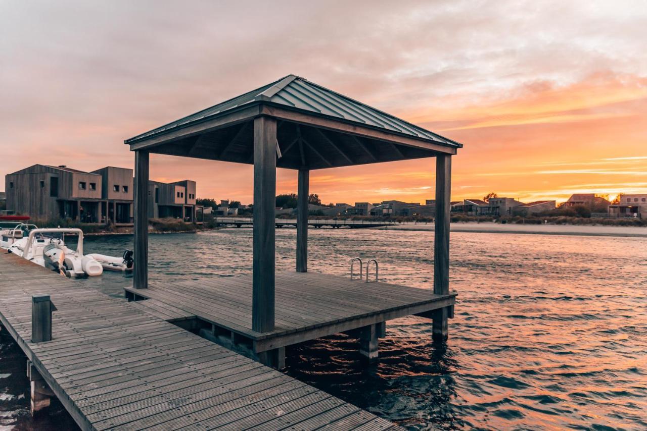 Oasis Punt-West Hotel & Beach Resort アウドルプ エクステリア 写真