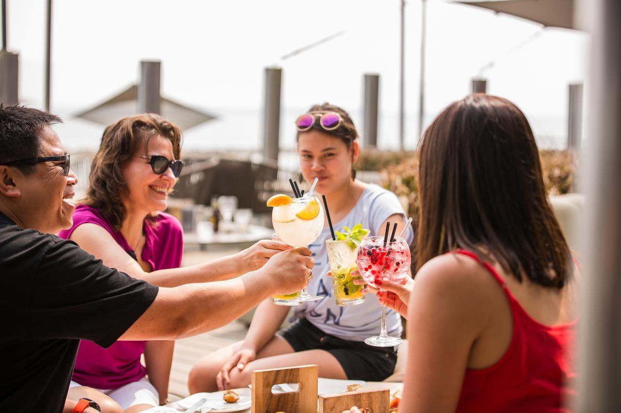 Oasis Punt-West Hotel & Beach Resort アウドルプ エクステリア 写真