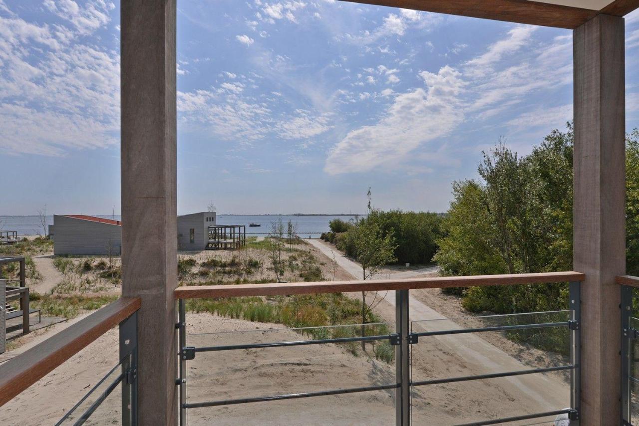 Oasis Punt-West Hotel & Beach Resort アウドルプ エクステリア 写真
