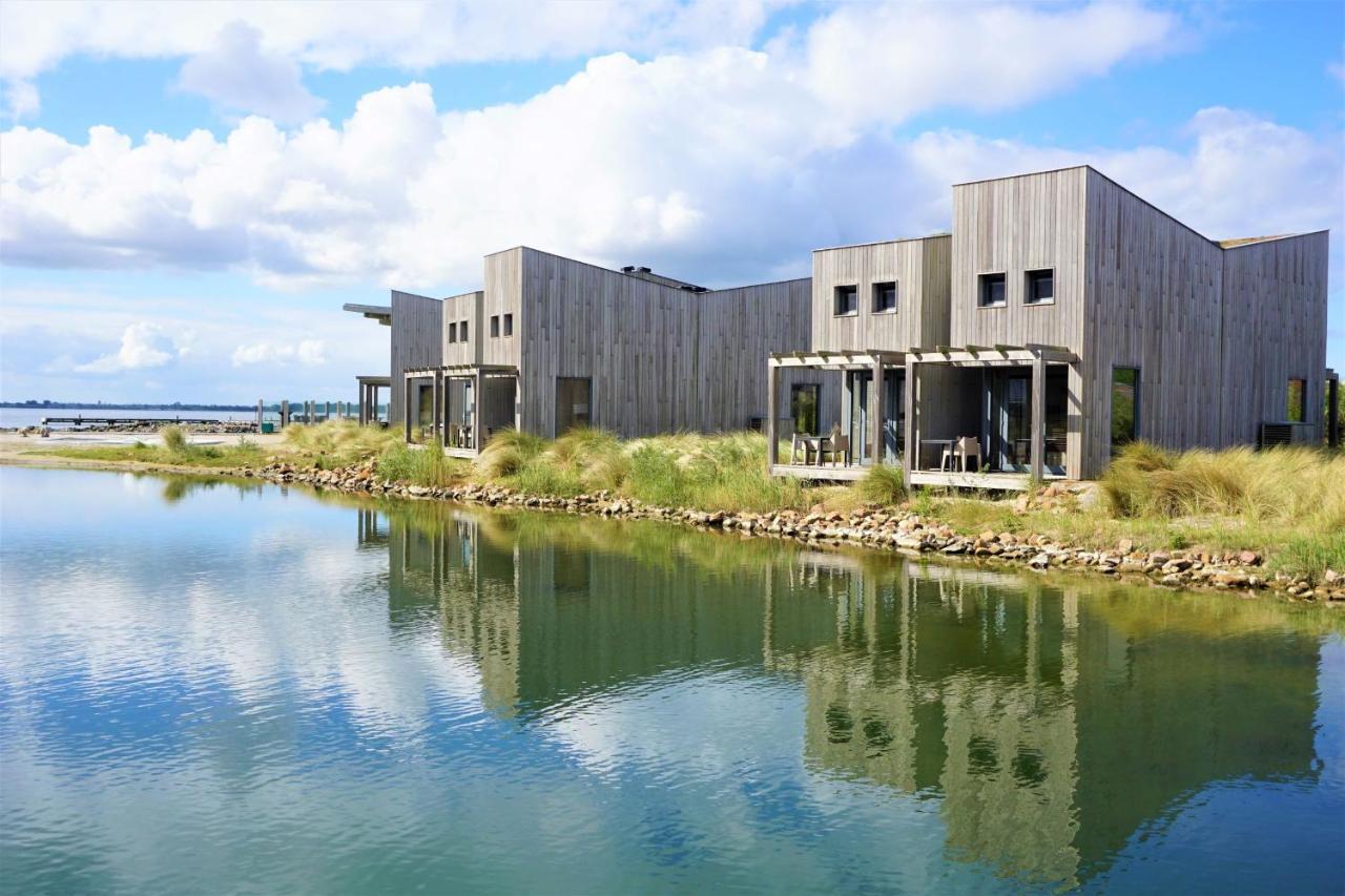 Oasis Punt-West Hotel & Beach Resort アウドルプ エクステリア 写真