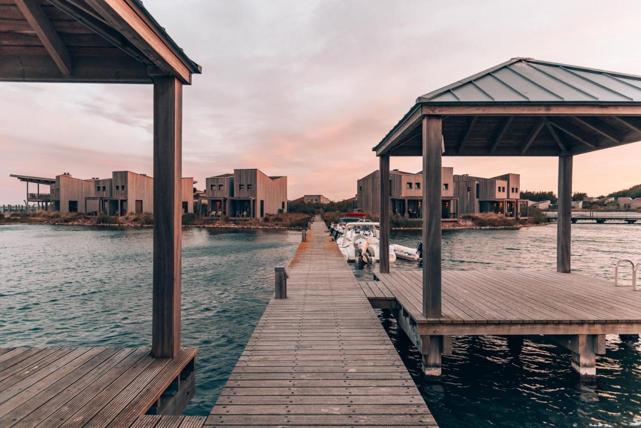 Oasis Punt-West Hotel & Beach Resort アウドルプ エクステリア 写真